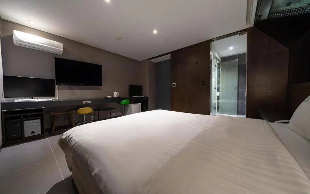 Hotel Lava Seocho Seoul 3*,