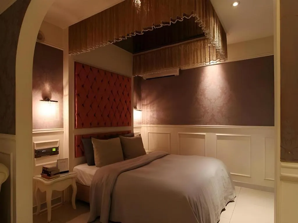 Hotel Lava Seocho Seoul 3*,